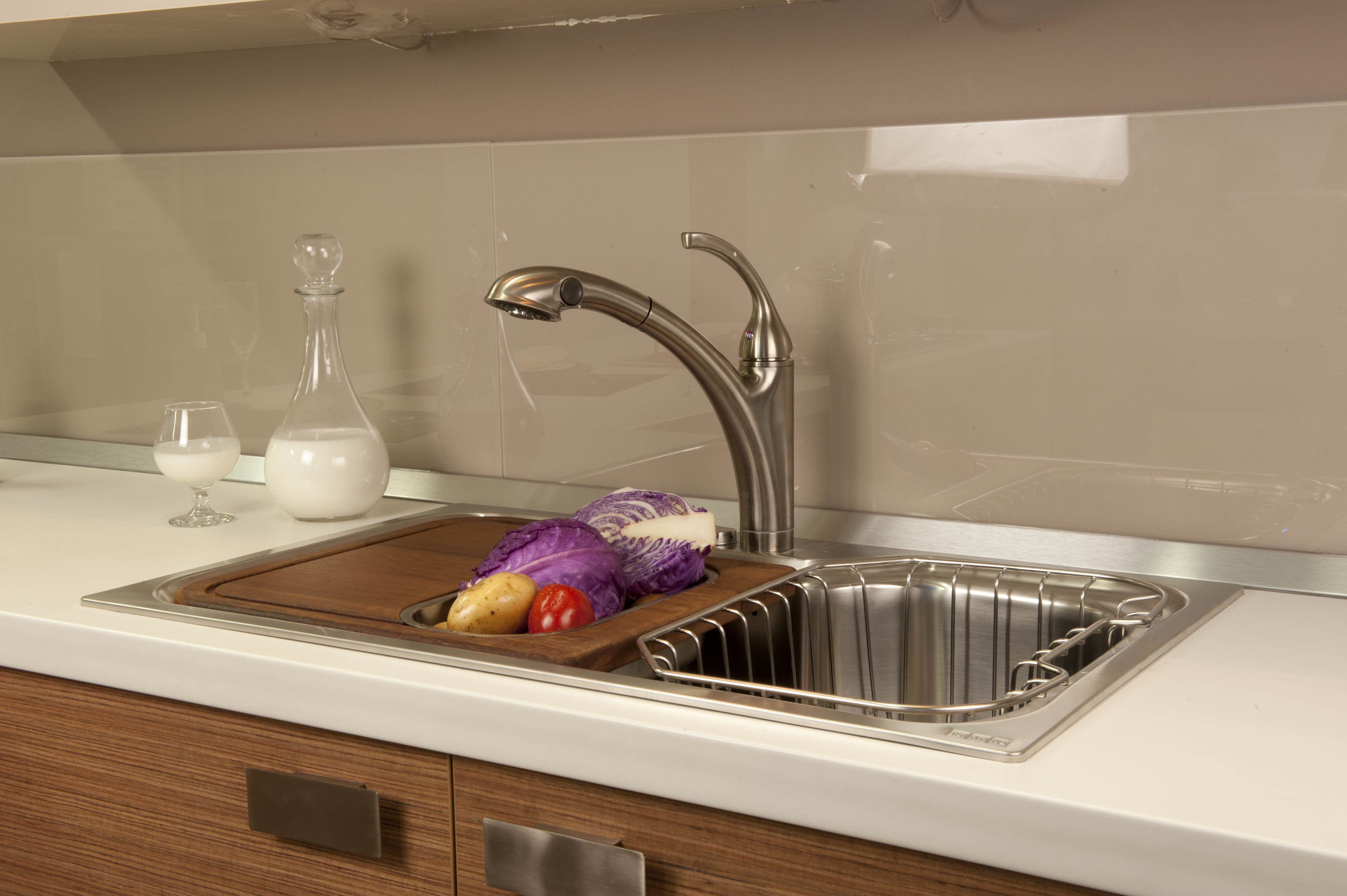 شیر ظرفشویی نیکل برند موست شاوری (Most) مدل میامی